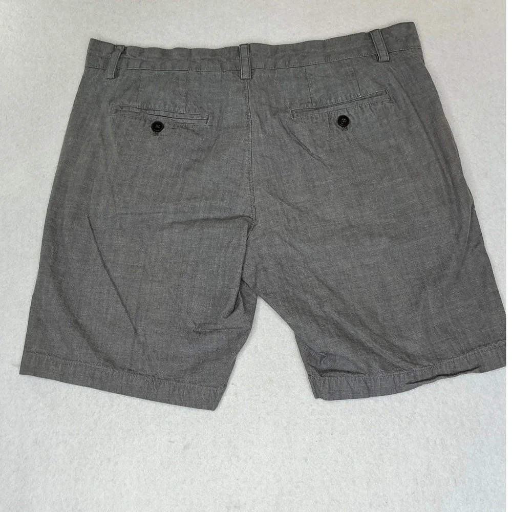 Banana Republic Aiden Shorts Mens‎ 33 Grey Chambray Cotton Flat Front Casual 9